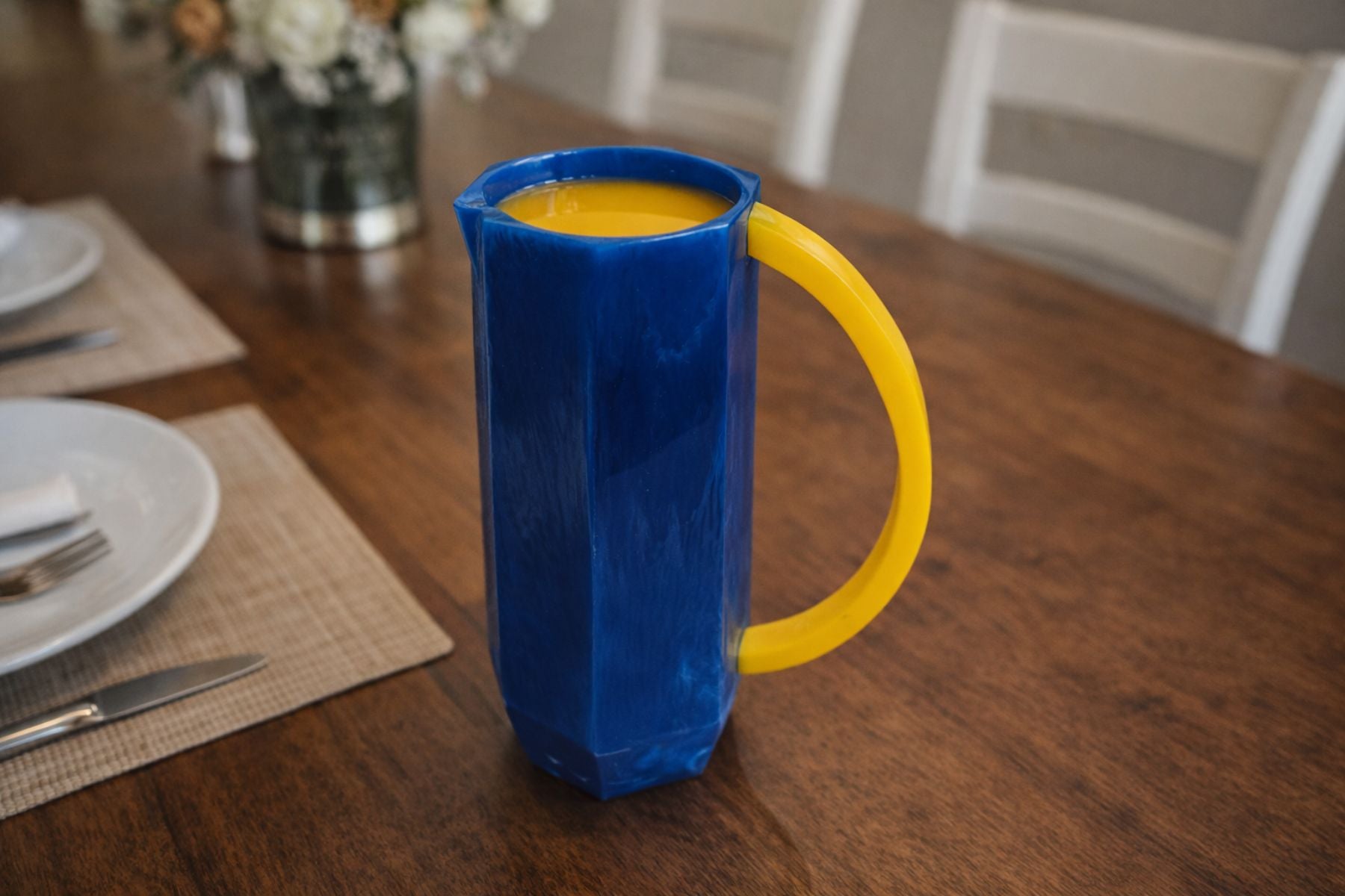 MARBELLA RESIN JUG